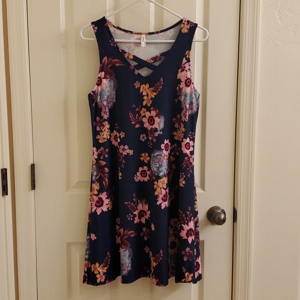 💥 Mudd sleeveless dress